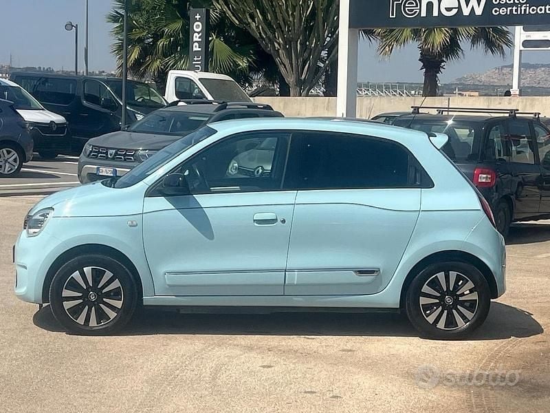 Usata Renault Twingo Intens 60 kW (82 CV) 2022 Blu Utilitaria