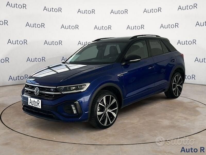 Usata VW T-Roc R-line 150 CV (110 kW) 2023 Blu/azzurro SUV