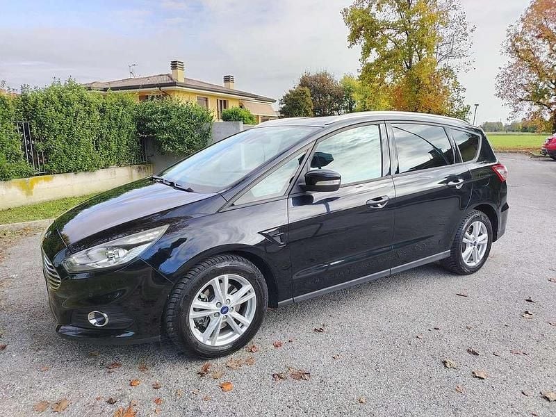 Usata Ford S-MAX Business Edition 150 CV (110 kW) 2018 Nero Monovolume
