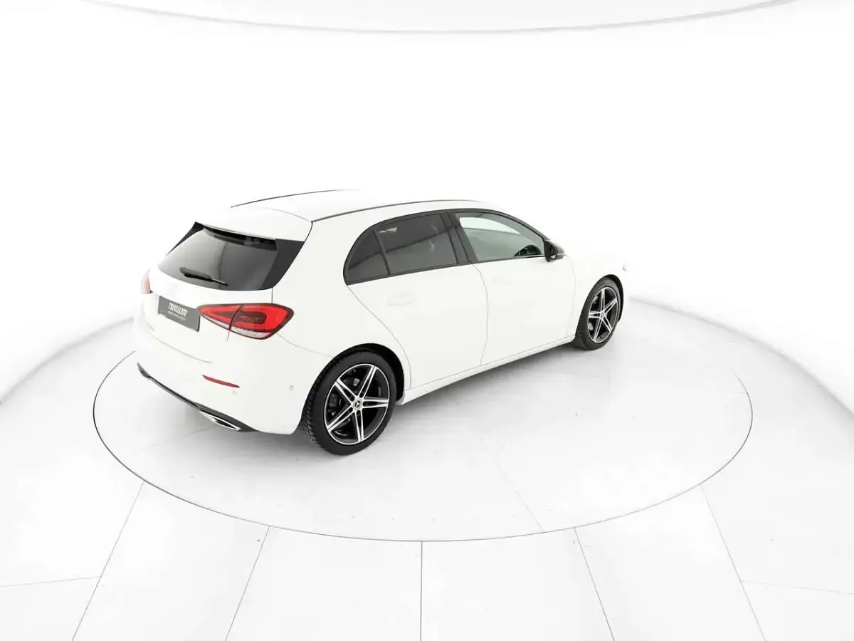 Usata Mercedes A180 Edition 116 CV (85 kW) 2021 Bianco Berlina