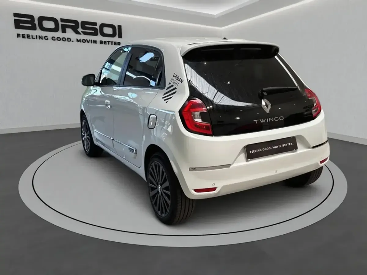 Usata Renault Twingo Urban Night 30 kW (42 CV) 2023 Bianco Utilitaria