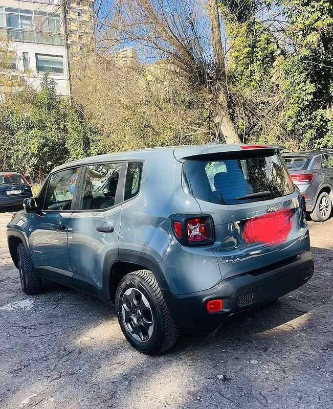 Usata Jeep Renegade Sport 120 CV (88 kW) 2017 Grigio SUV