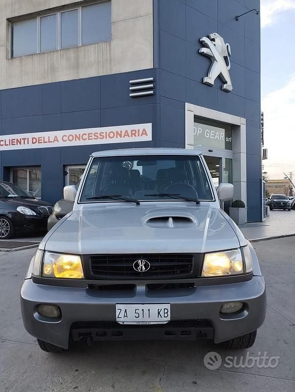Usata Hyundai Galloper 100 CV (73 kW) 1999 Grigio SUV