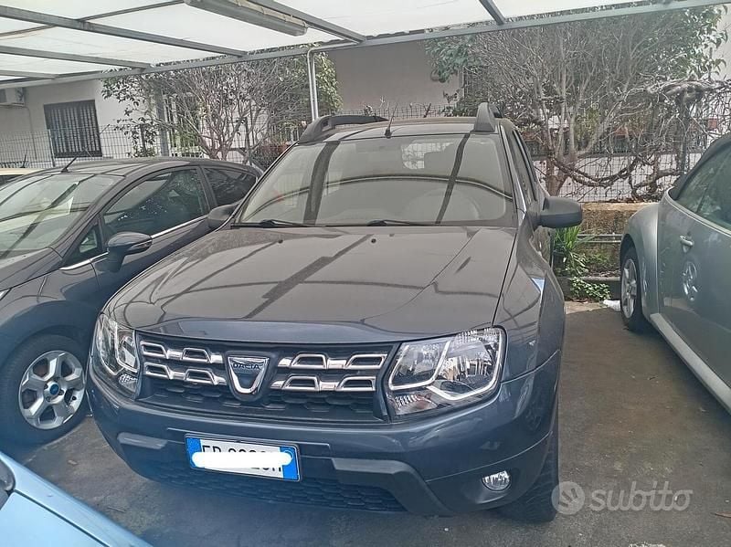 Usata Dacia Duster Urban Explorer 110 CV (80 kW) 2016 Grigio SUV