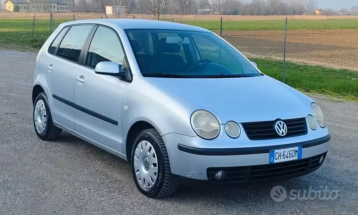 Usata VW Polo Trendline 75 CV (55 kW) 2003 Berlina