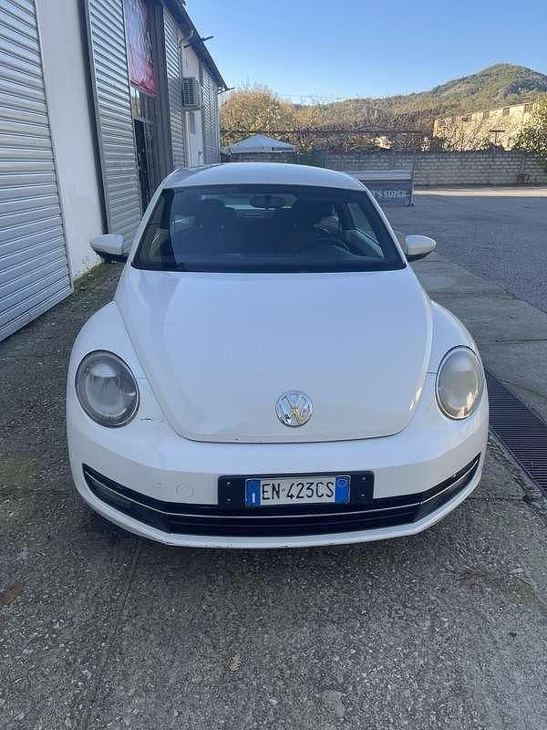Usata VW New Beetle 105 CV (77 kW) 2012 Utilitaria