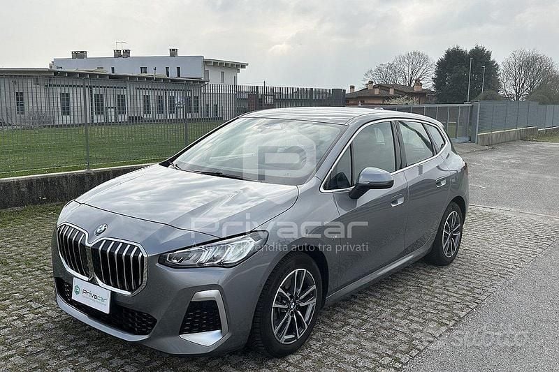 Usata BMW 218 Active Tourer M Sport 150 CV (110 kW) 2023 Grigio Monovolume