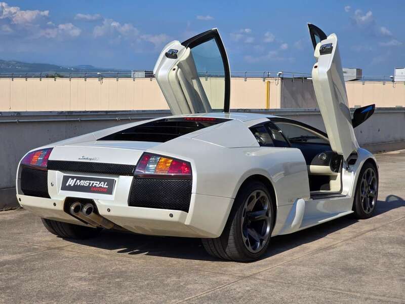 Usata Lamborghini Murciélago 640 CV (470 kW) 2006 Bianco Coupé