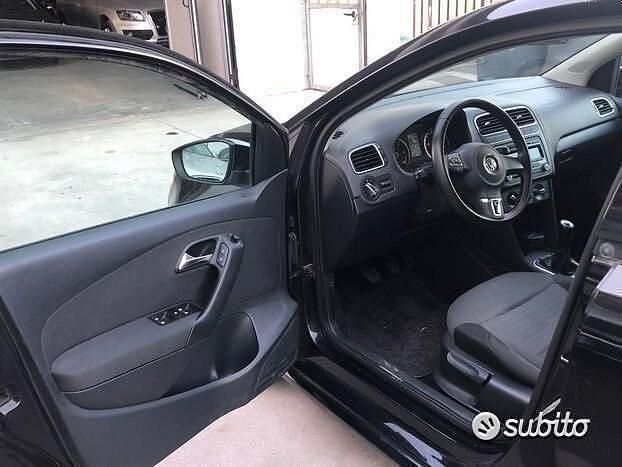 Usata VW Polo Comfortline 89 CV (65 kW) 2010 Nero Utilitaria