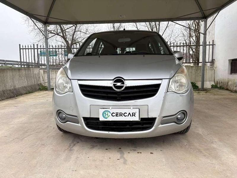 Usata Opel Agila Enjoy 65 CV (47 kW) 2010 Argento Monovolume