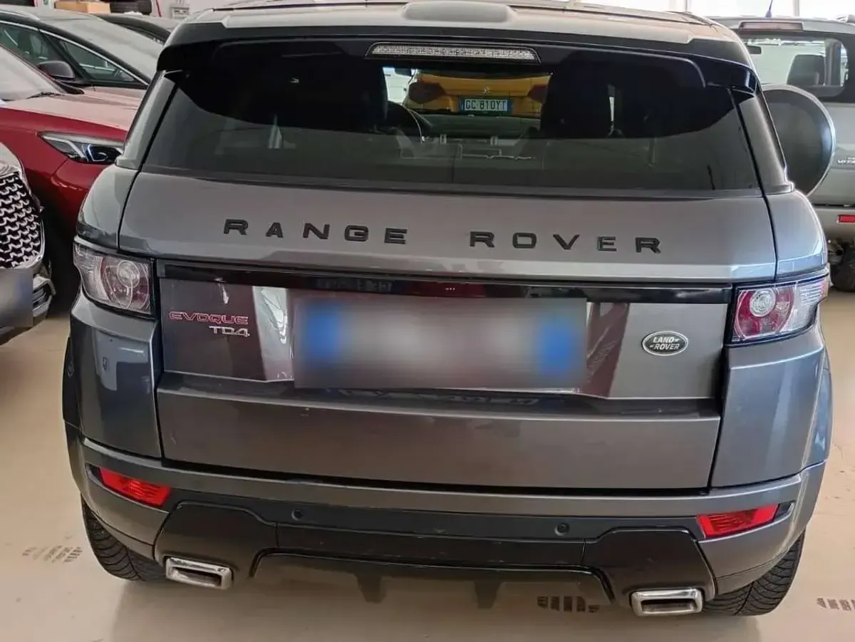 Usata Land Rover Range Rover evoque Dynamic 150 CV (110 kW) 2015 Grigio SUV