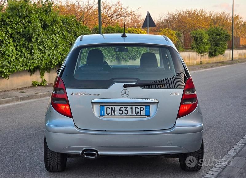 Usata Mercedes A200 Avantgarde 140 CV (102 kW) 2006 Grigio Coupé