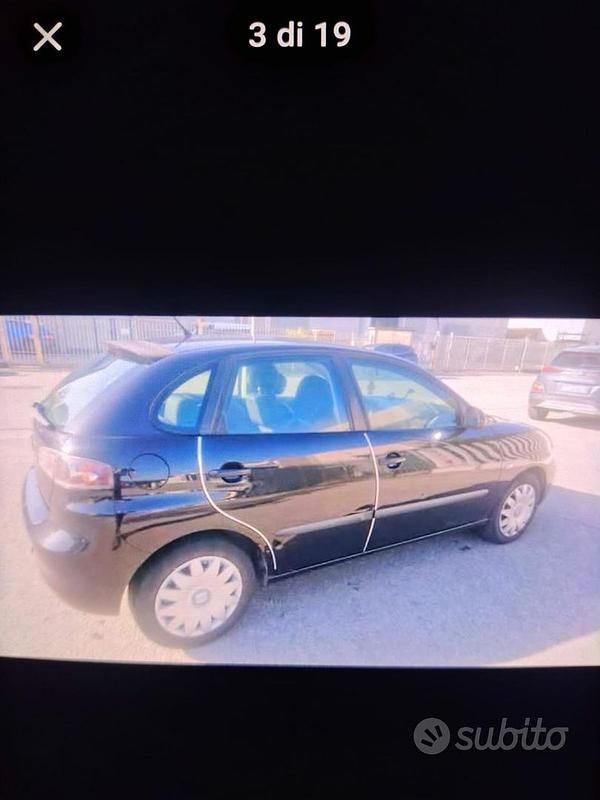 Usata Seat Ibiza 60 CV (44 kW) 2008 Nero Berlina