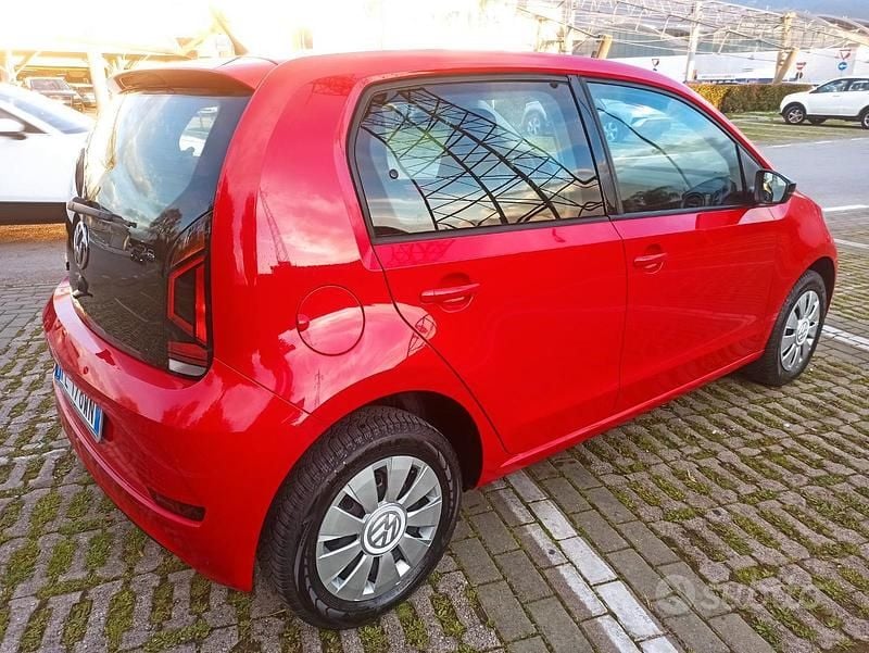 Usata VW up! 2017 Rosso Utilitaria