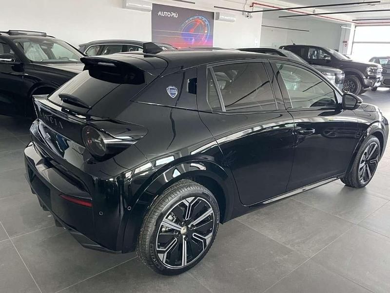 Nuova Lancia Ypsilon 101 CV (74 kW) 2025 Nero ardesia Utilitaria