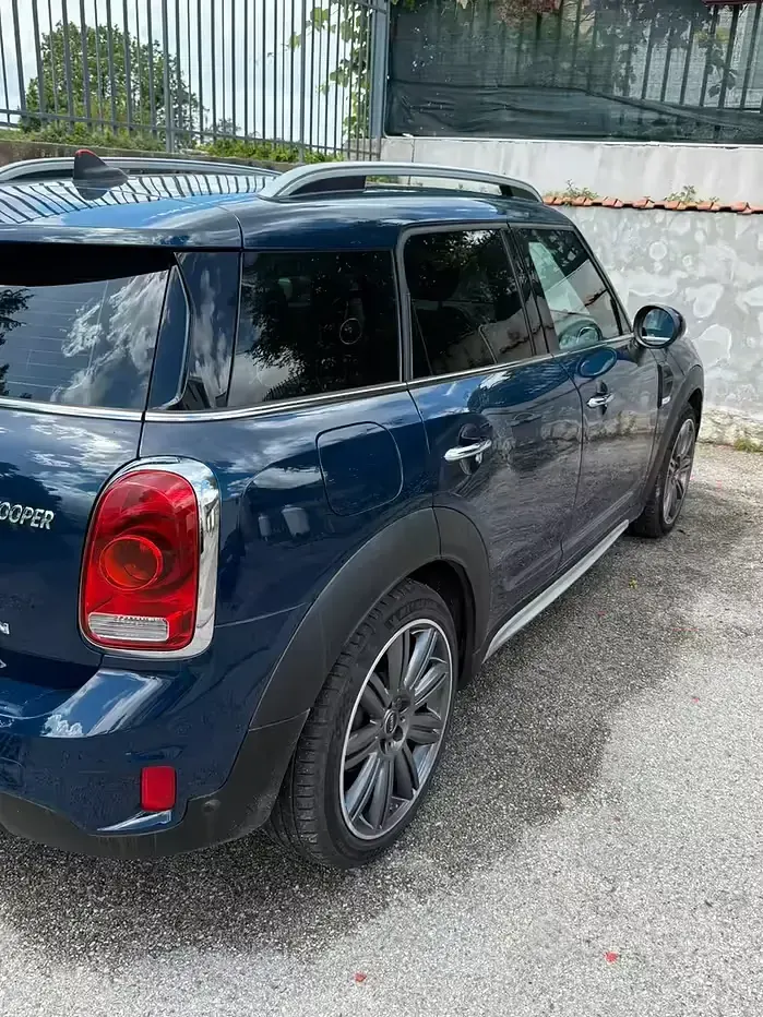 Usata Mini Cooper D 111 CV (81 kW) 2017 Blu Utilitaria