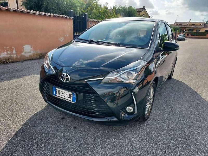 Usata Toyota Yaris Lounge 69 CV (50 kW) 2019 Berlina