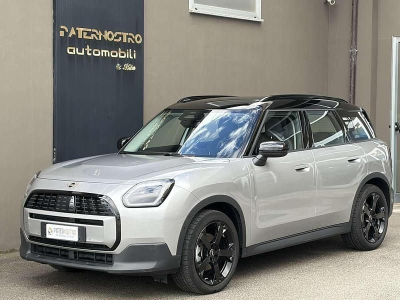 Grigio Usata 2025 Mini Cooper Countryman Favoured SUV | 37.999 € (Ottimo prezzo) - Immagine 1/4