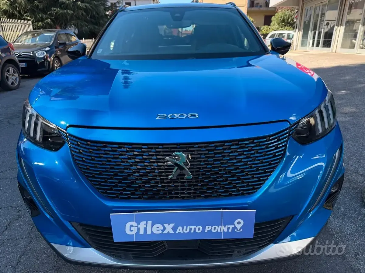 Usata Peugeot e-2008 GT 56 kW (77 CV) 2021 Bluazzurro SUV