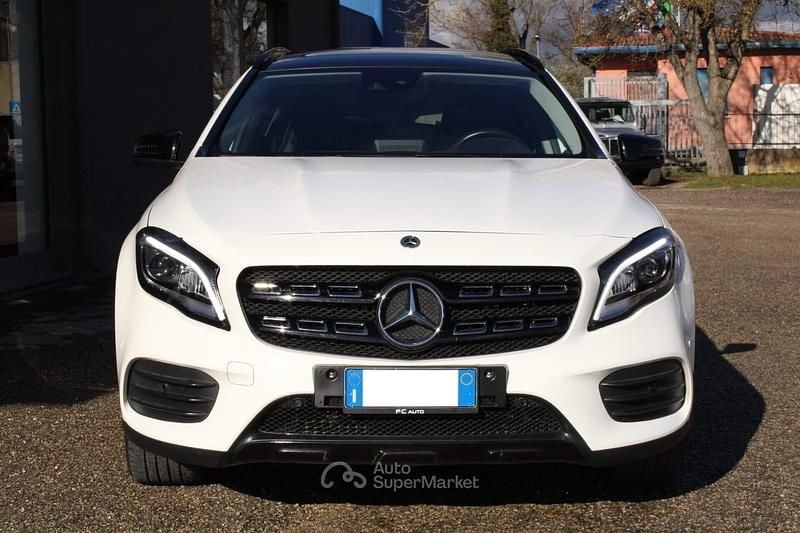 Usata Mercedes GLA200 Premium 136 CV (100 kW) 2019 Bianco SUV