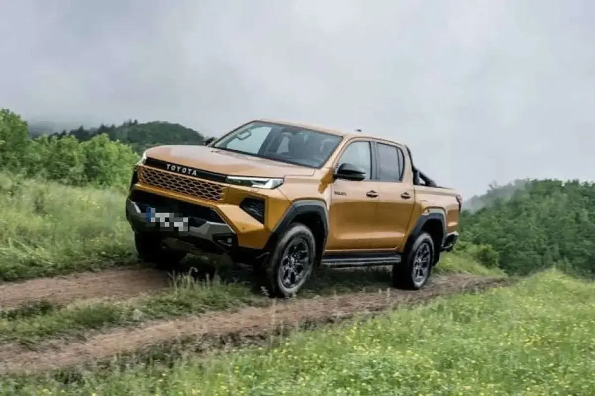 Nuova Toyota HiLux 204 CV (150 kW) 2026 Vari colori Pick-up