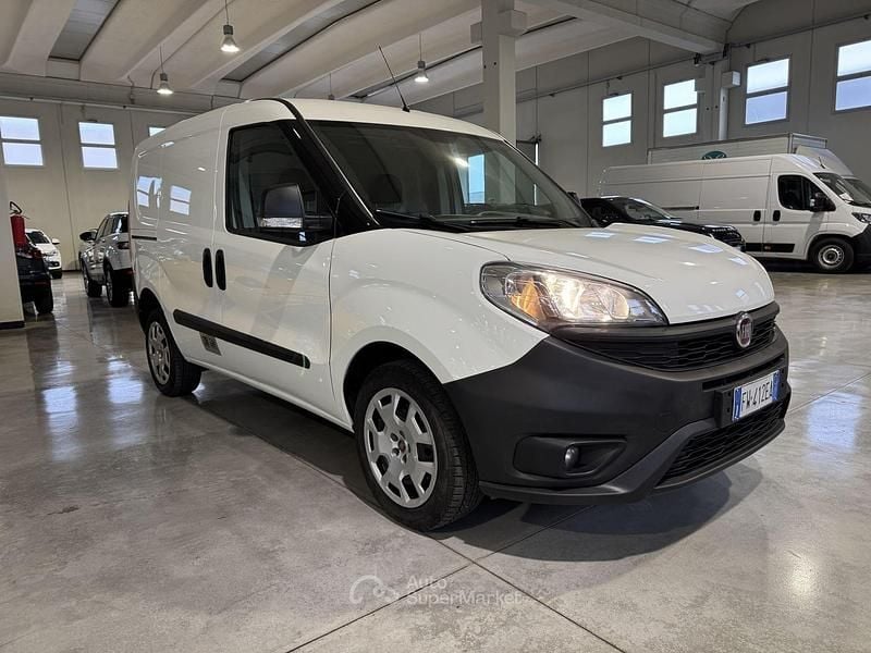 Usata Fiat Doblò 120 CV (88 kW) 2019 Monovolume