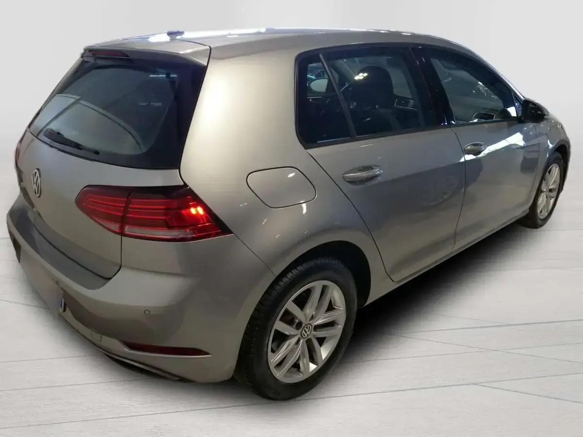 Usata VW Golf VII Business 116 CV (85 kW) 2019 Grigio Berlina