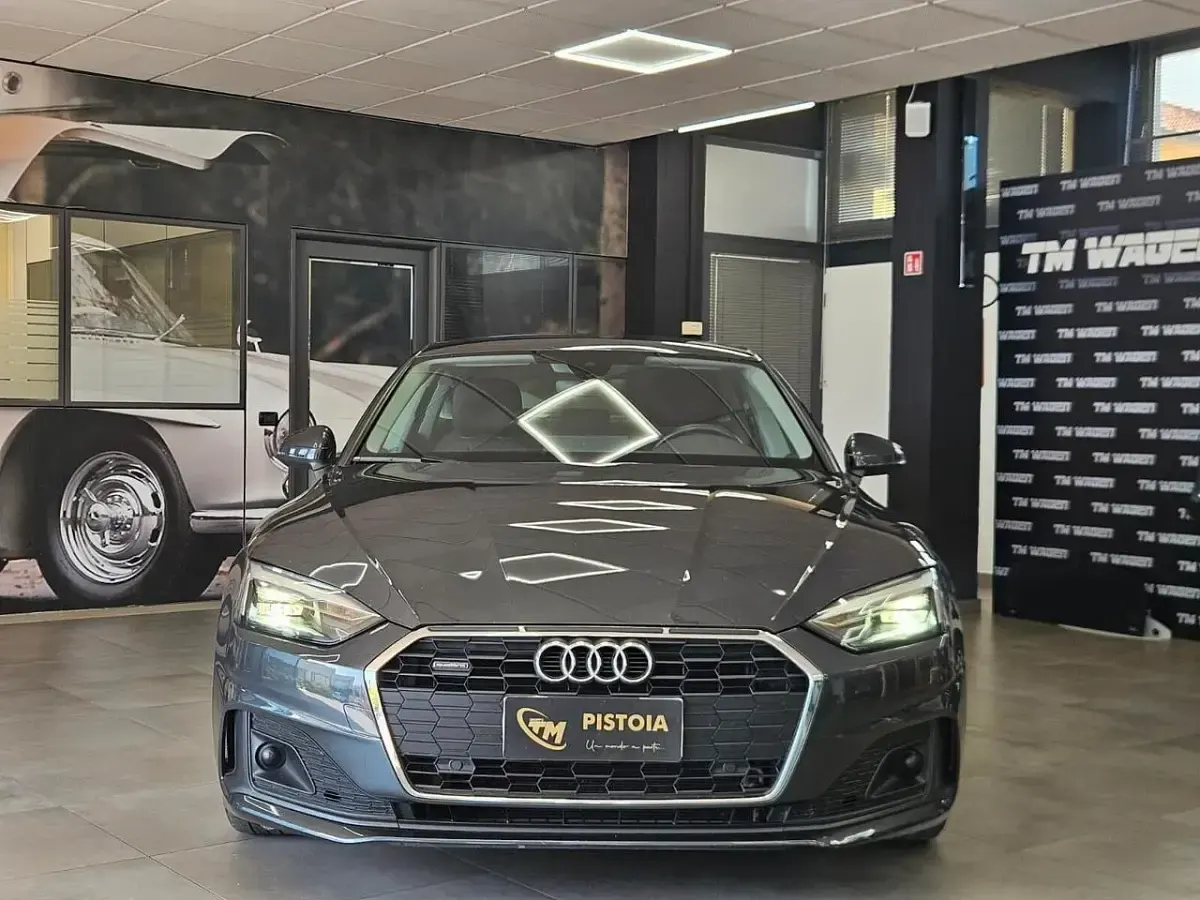 Usata Audi A5 Ambiente 204 CV (150 kW) 2022 Grigio Coupé