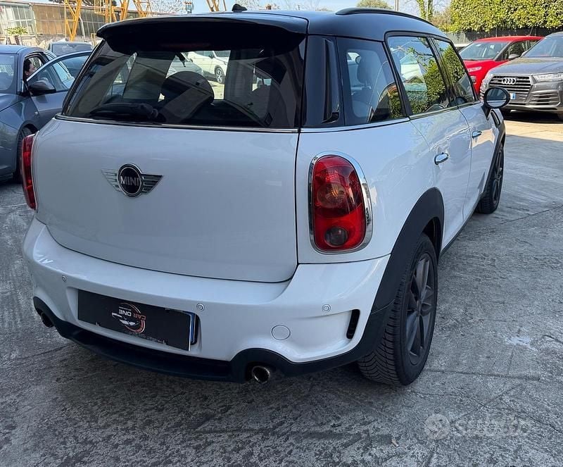 Usata Mini Cooper S Countryman 184 CV (135 kW) 2011 Bianco SUV