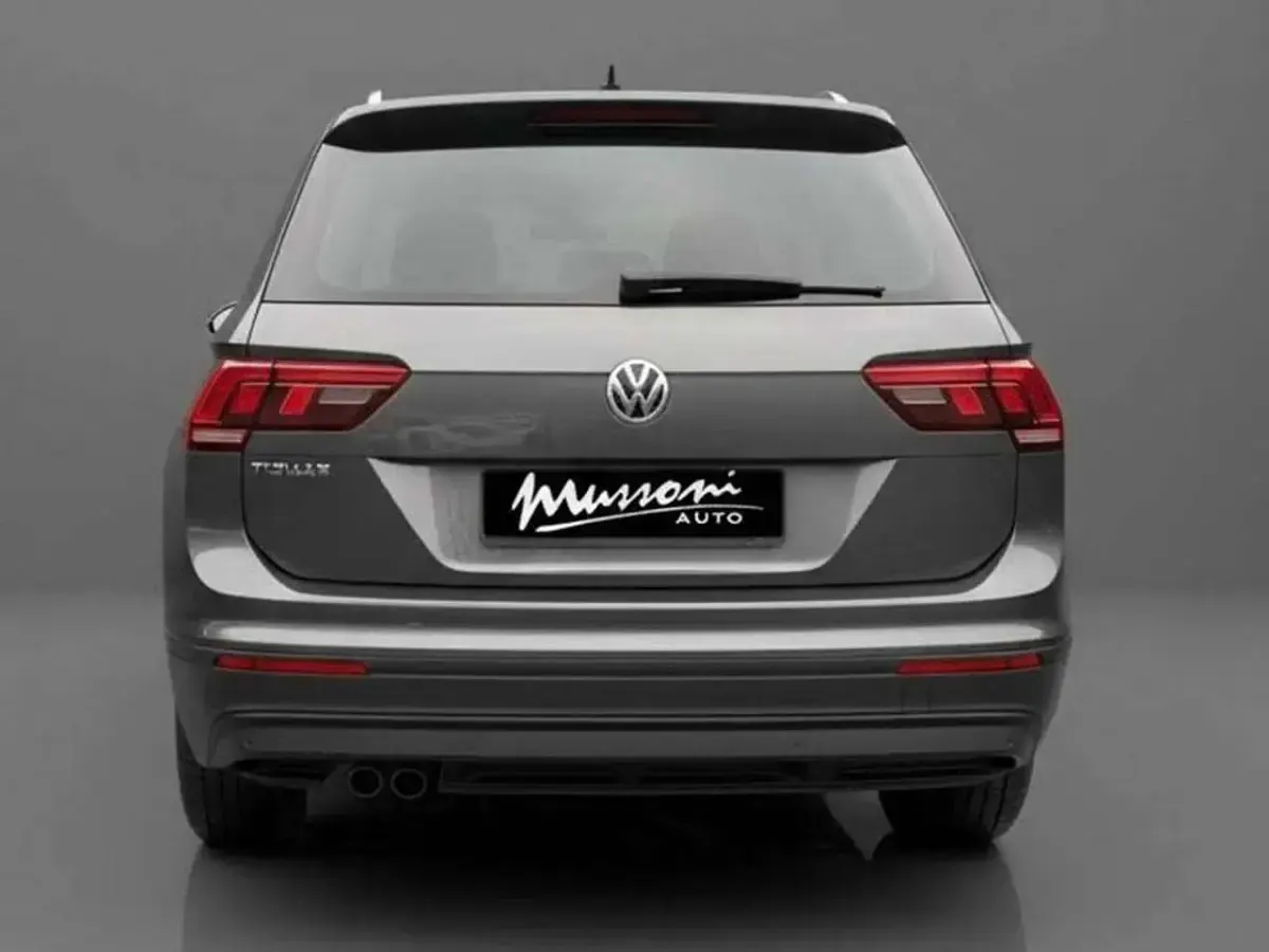 Usata VW Tiguan Business 150 CV (110 kW) 2017 Grigio met SUV