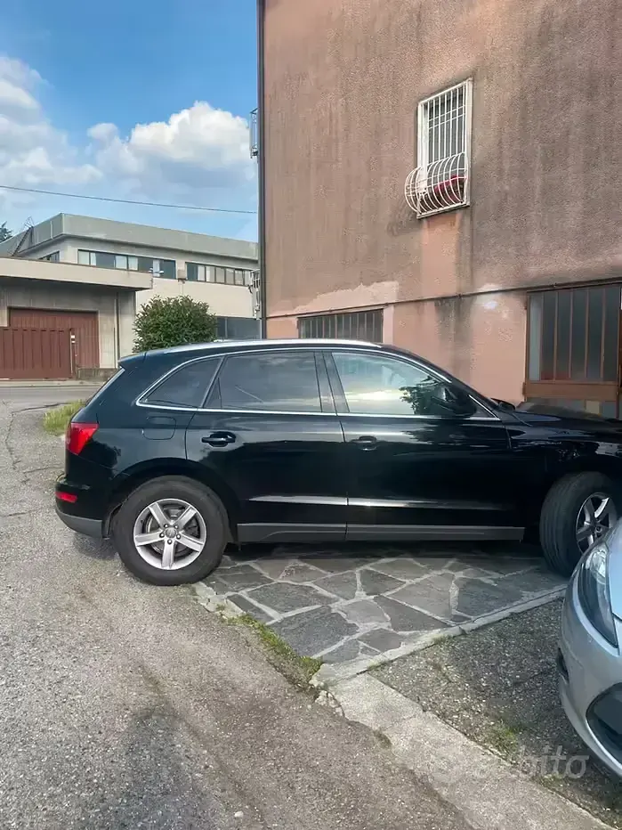 Usata Audi Q5 143 CV (105 kW) 2011 Nero SUV