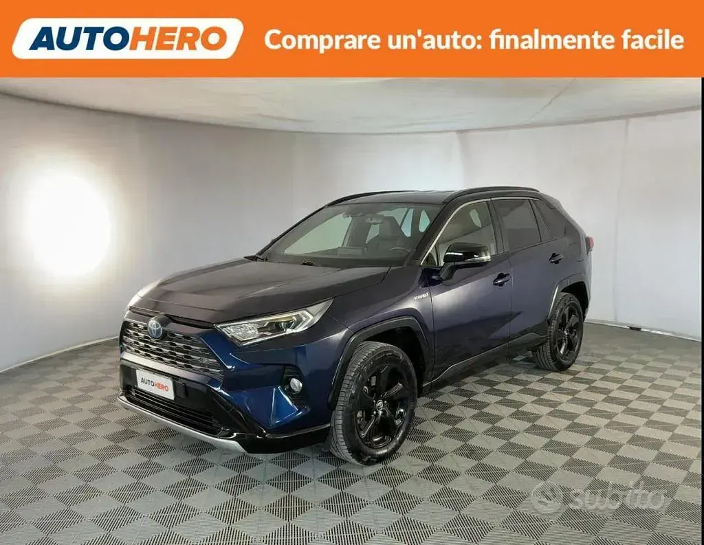 Usata Toyota RAV4 Hybrid Style 178 CV (130 kW) 2019 Blu SUV