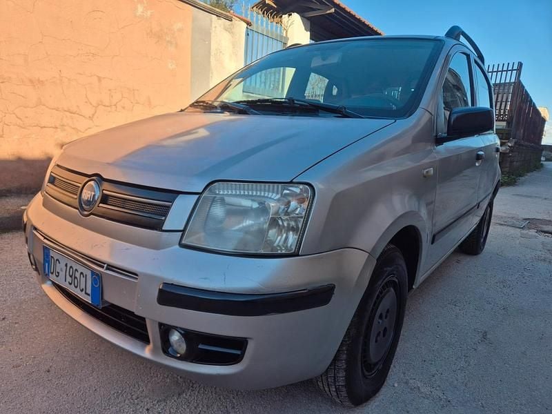 Usata Fiat Panda 70 CV (51 kW) 2008 Grigio Berlina