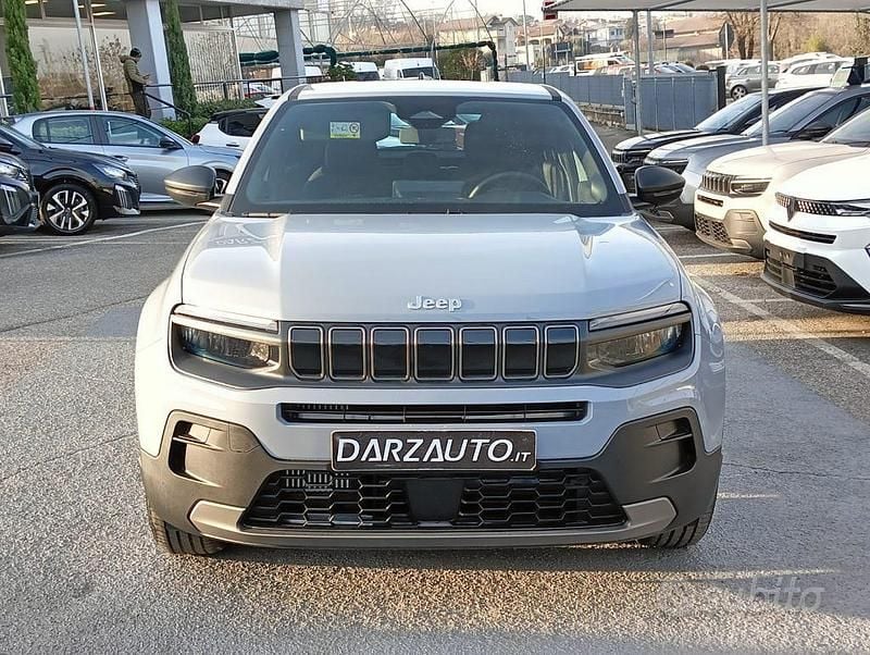 Nuova Jeep Avenger Longitude 110 CV (80 kW) 2025 Grigio SUV