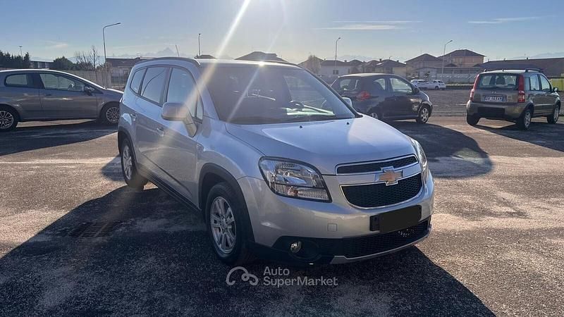 Usata Chevrolet Orlando 131 CV (96 kW) 2013 Grigio Monovolume