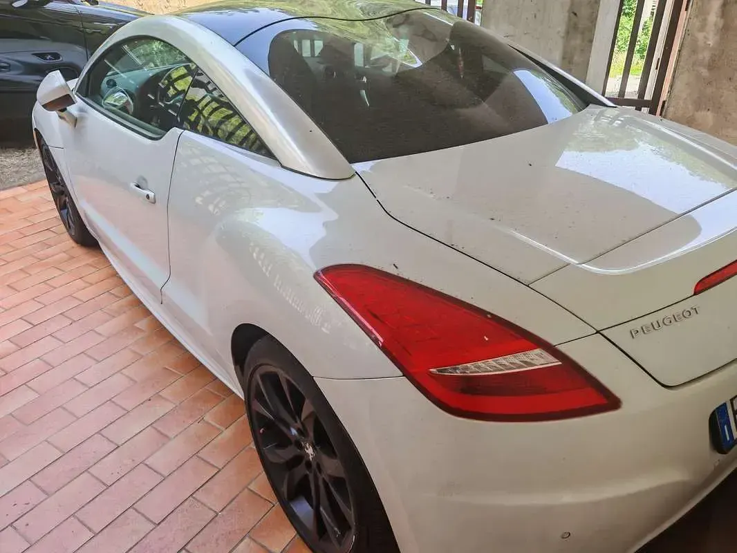 Usata Peugeot RCZ 156 CV (114 kW) 2011 Coupé