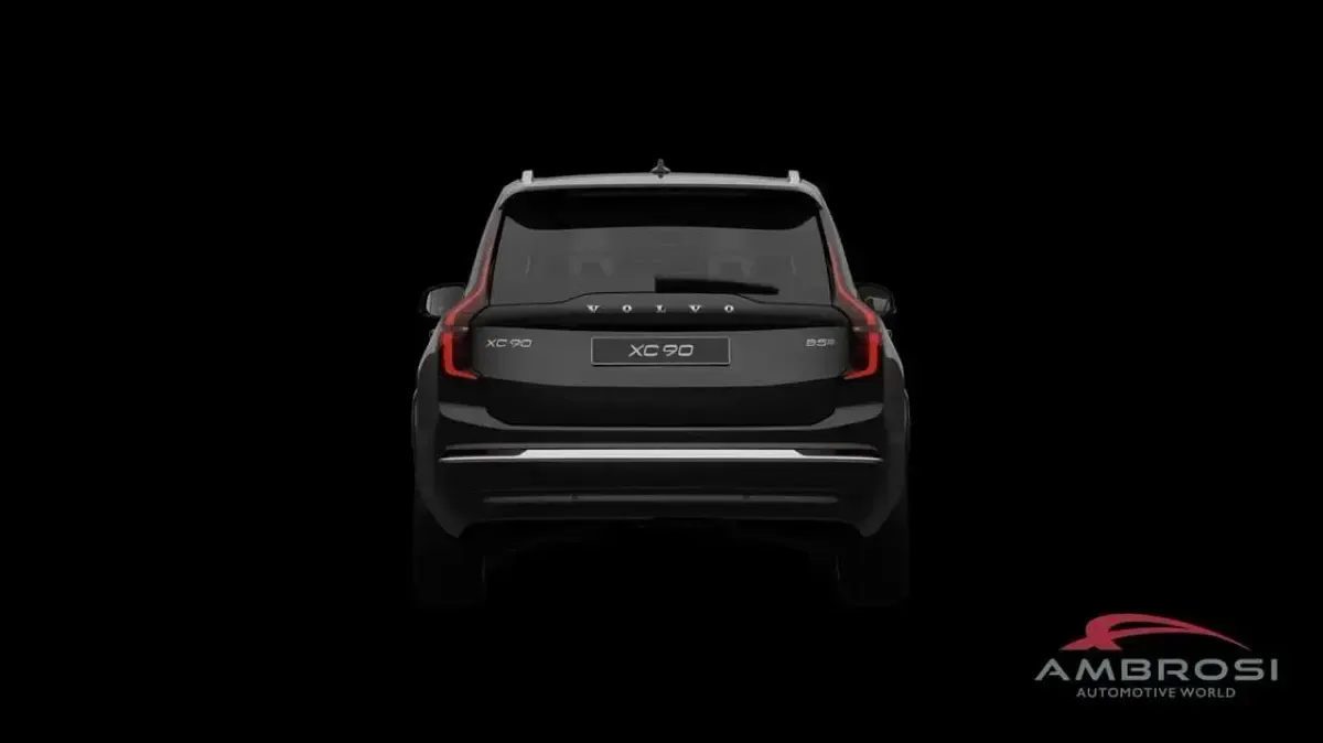 Nuova Volvo XC90 Core 250 CV (183 kW) 2026 Onyx black SUV