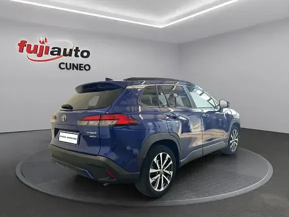 Usata Toyota Corolla Cross Lounge 197 CV (144 kW) 2023 Blu SUV