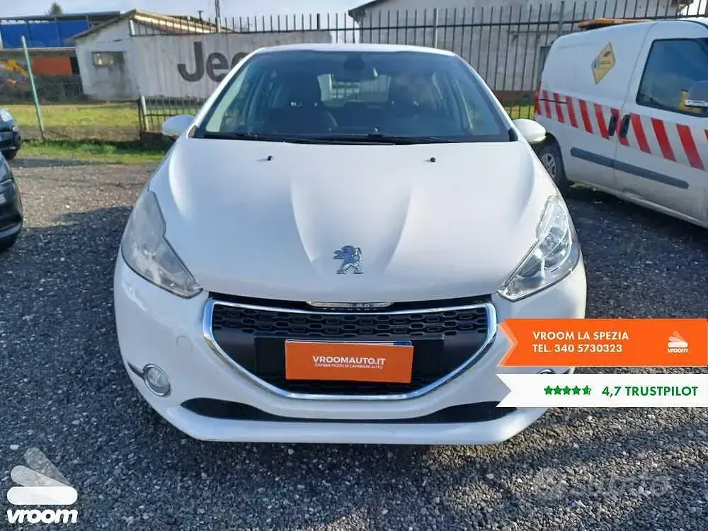 Usata Peugeot 208 Allure 68 CV (50 kW) 2013 Utilitaria