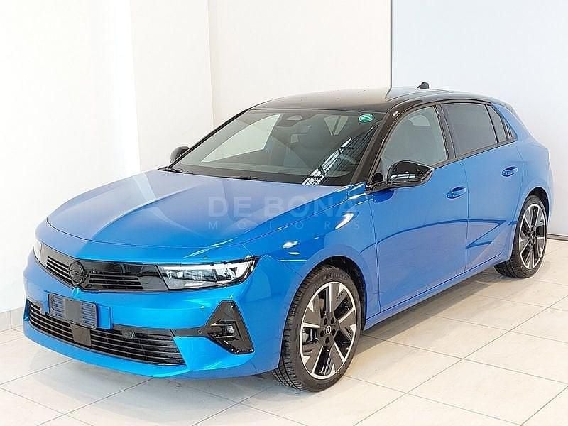 Azzurro Usata 2023 Opel Astra Tre volumi | 24.990 € (Super prezzo) - Immagine 1/4
