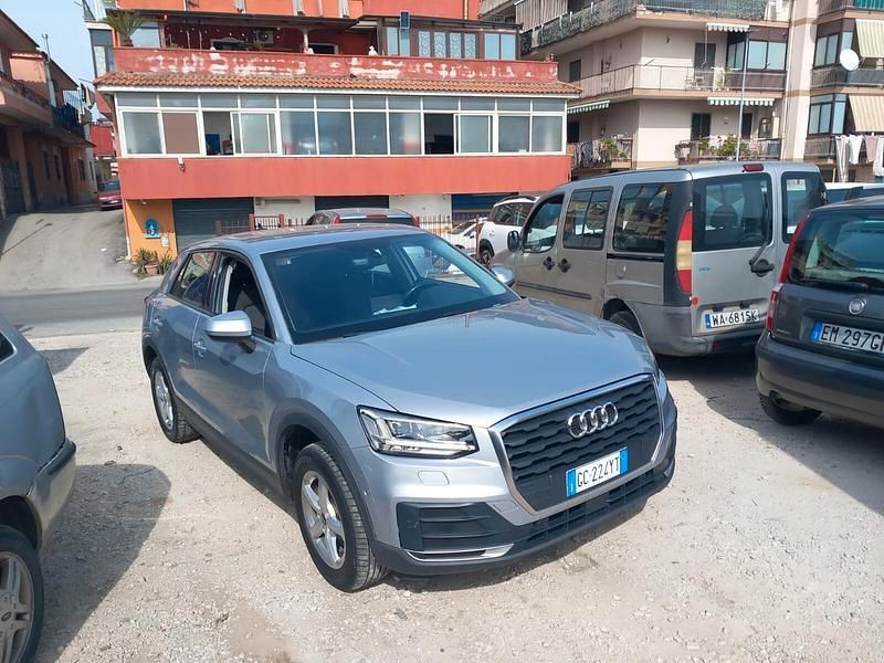 Usata Audi Q2 Business 116 CV (85 kW) 2020 Grigio SUV