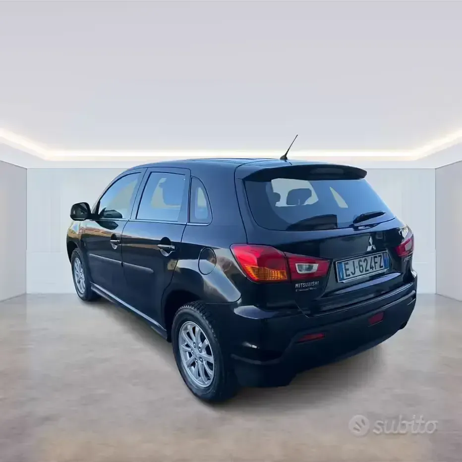 Usata Mitsubishi ASX 150 CV (110 kW) 2011 Nero SUV