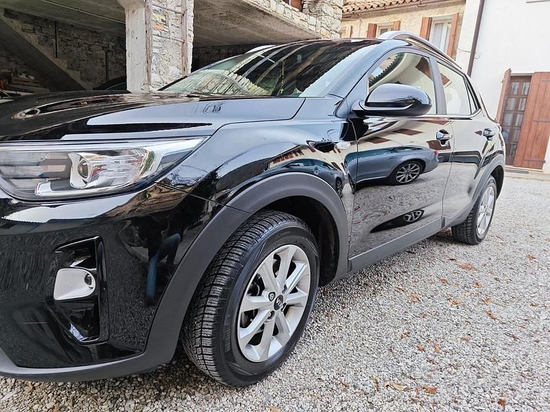 Usata Kia Stonic Style 101 CV (74 kW) 2019 Nero SUV