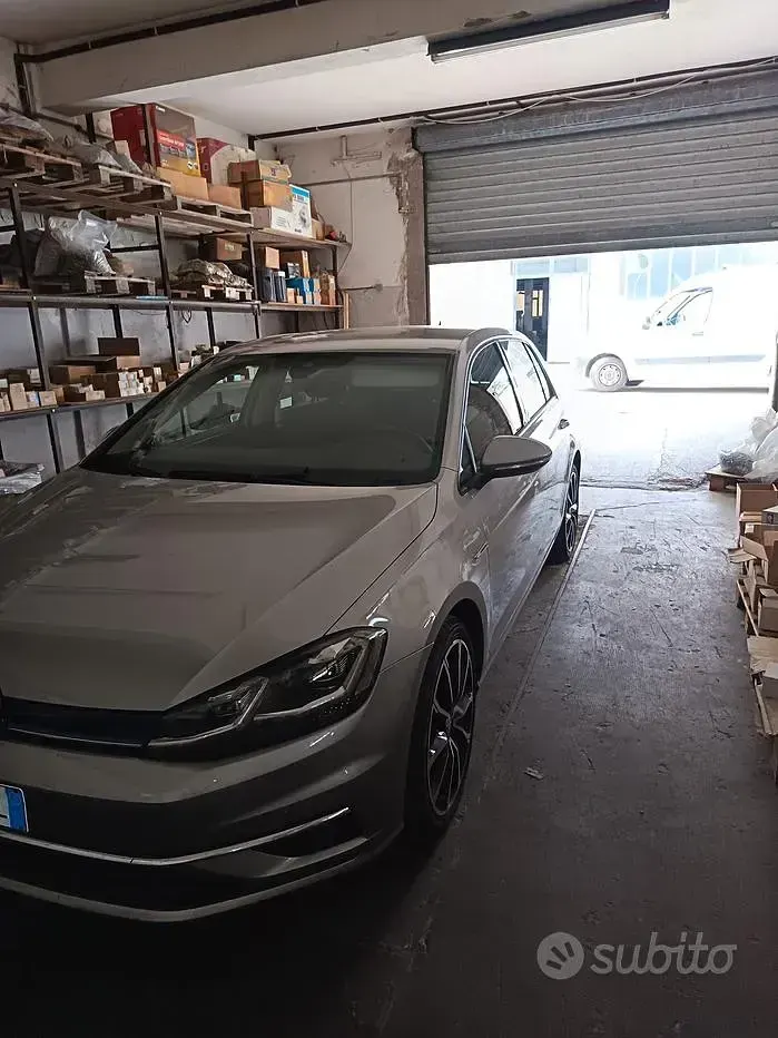 Usata VW Golf VII 110 CV (80 kW) 2018 Grigio Berlina