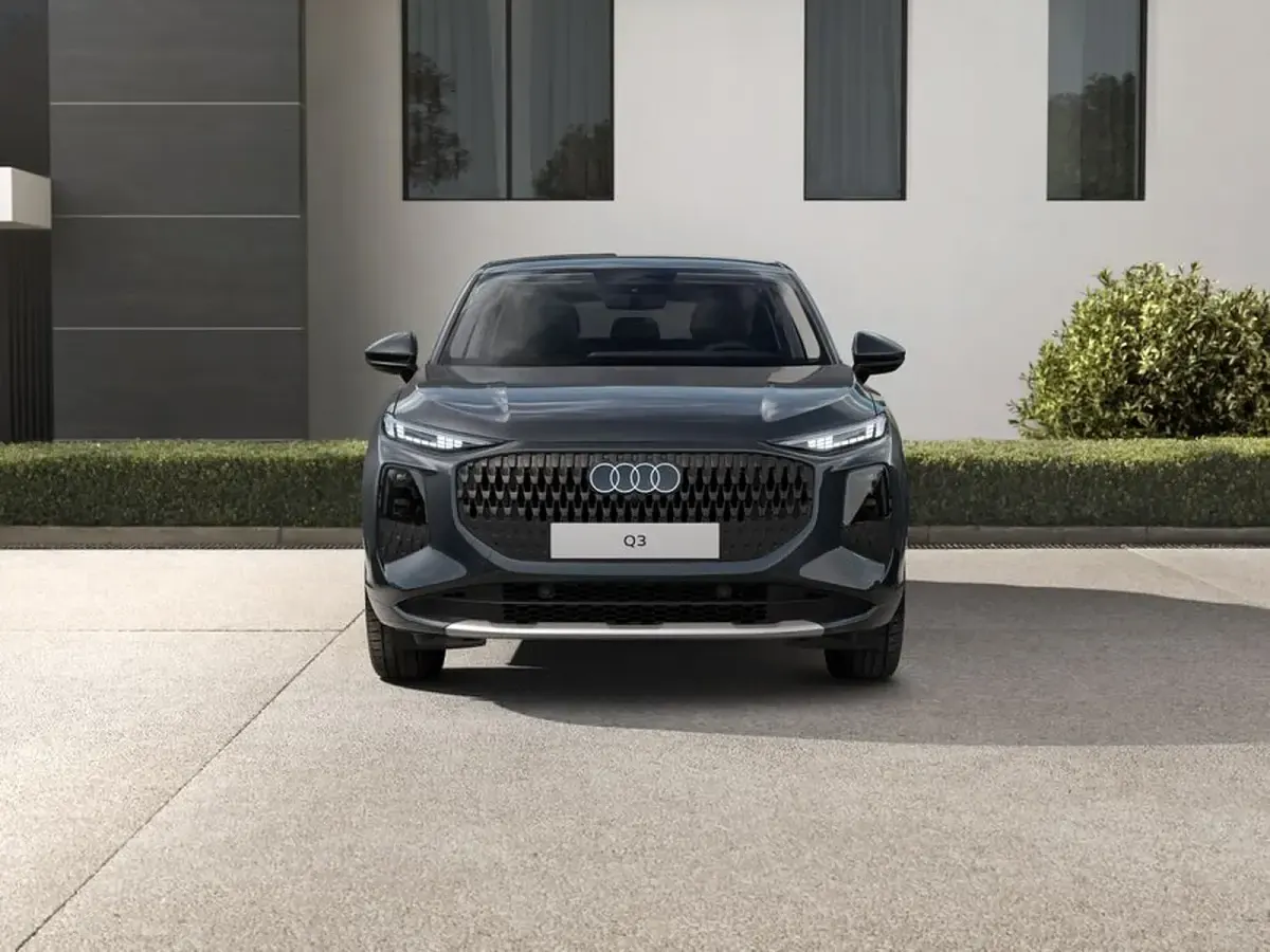 Nuova Audi Q3 Sportback Advanced Plus 150 CV (110 kW) 2026 Grigio tambora metallico SUV