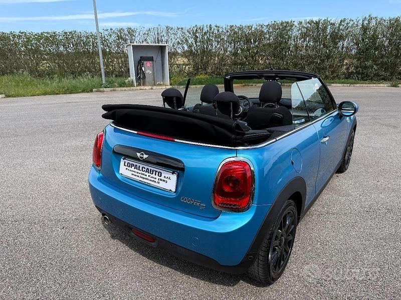Usata Mini Cooper Cabriolet 116 CV (85 kW) 2017 Blu Cabrio