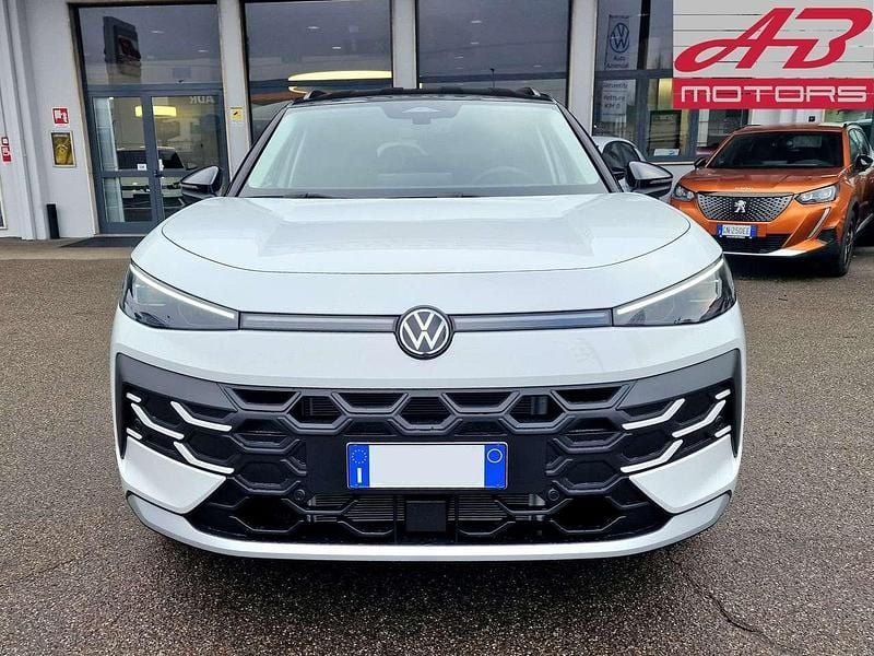 Nuova VW T-Roc Life 116 CV (85 kW) 2026 Giallo SUV