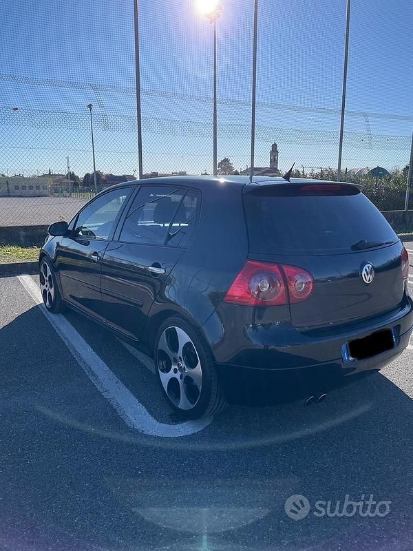 Usata VW Golf IV 140 CV (102 kW) 2005 Nero Berlina