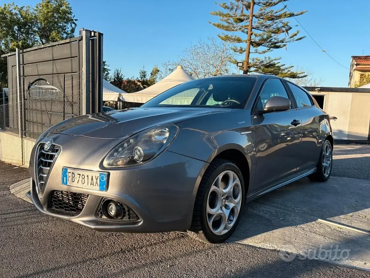 Usata Alfa Romeo Giulietta Sprint 150 CV (110 kW) 2016 Nero Utilitaria