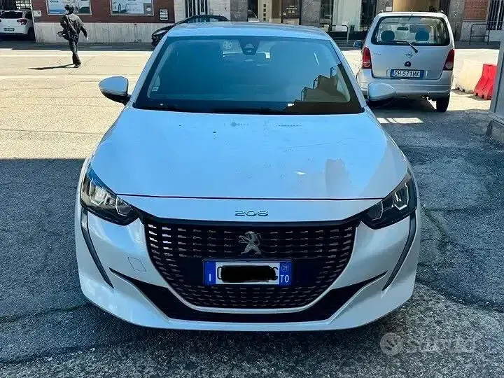 Usata Peugeot 208 Allure 75 CV (55 kW) 2021 Bianco Utilitaria